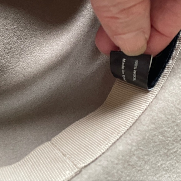 Goorin Bros. Light Tan Felted Wool Ladies Hat, Leather Band, Medium - Picture 6 of 12